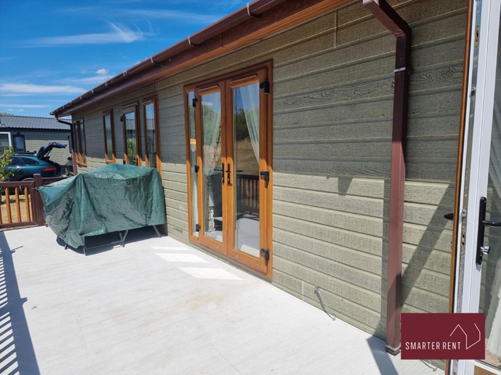 Milford On Sea - 4 Bedroom Lodge In Shorefield Country Park Zewnętrze zdjęcie