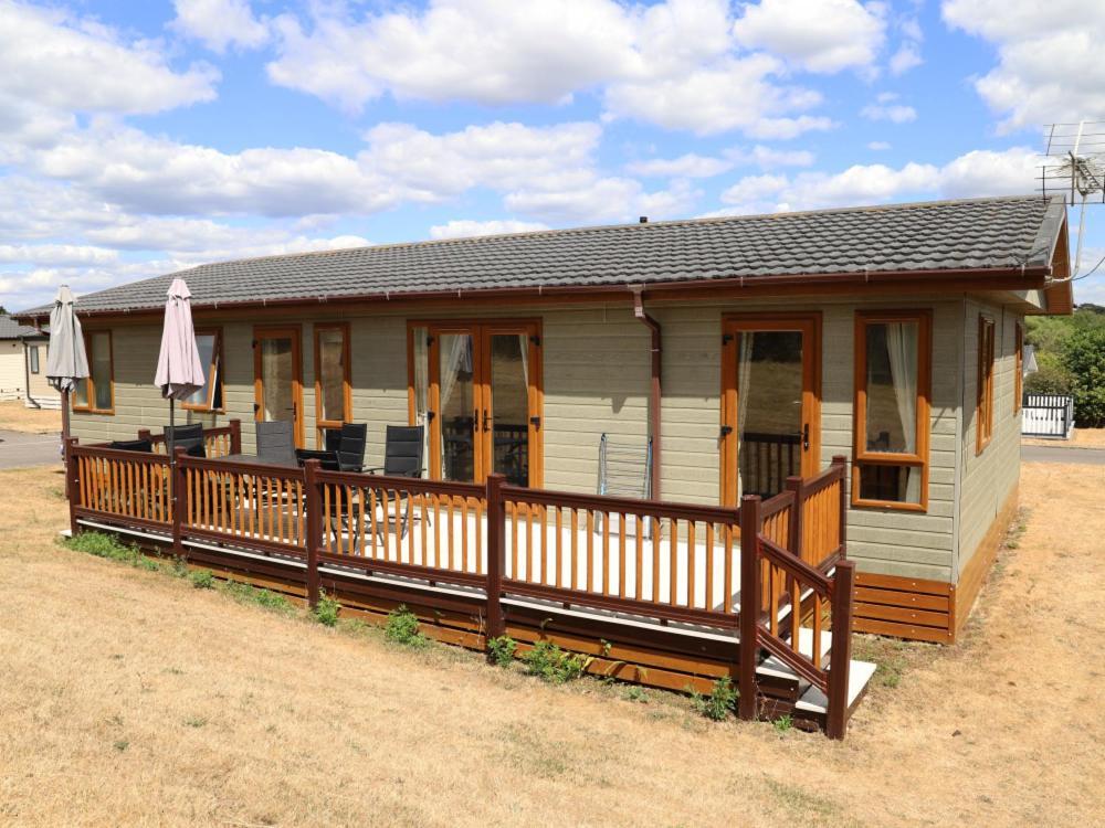 Milford On Sea - 4 Bedroom Lodge In Shorefield Country Park Zewnętrze zdjęcie